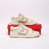 NIKE Dunk Low Next Nature Women's Brown SIZE 6.5 Trainers