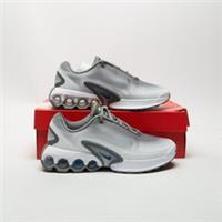NIKE Air Max Dn Junior White SIZE 5.5 Trainers