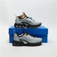 NIKE Air Max Dn Children's Grey SIZE 11 Trainers