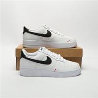 NIKE Air Force 1 '07 Men's White/Black SIZE 7.5 Trainers