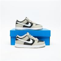 NIKE Dunk Low Children's Black SIZE 11.5 Trainers