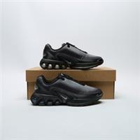 NIKE Air Max Dn Junior Black/Grey SIZE 2 Trainers