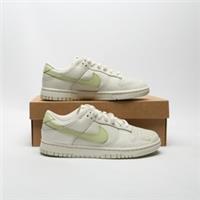 NIKE Dunk Low Women's Grey SIZE 6 Trainers