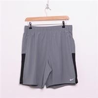 NIKE Challenger Shorts Junior Grey SIZE 13-15YRS