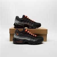 NIKE Air Max 95 Junior Black SIZE 4 Trainers