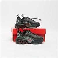 NIKE Air Max Dn Children's Black SIZE 7.5 Trainers
