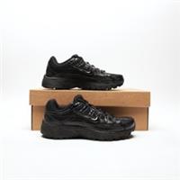 NIKE P-6000 Junior Black SIZE 1.5 Trainers