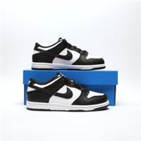 NIKE Dunk Low Children's White/Black SIZE 2 Trainers