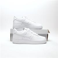 NIKE Air Force 1 Low Women's White SIZE 6.5 Trainers