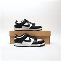 NIKE Dunk Low Children's White/Black SIZE 2.5 Trainers