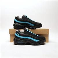NIKE Air Max 95 Junior Black SIZE 4 Trainers