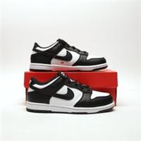 NIKE Dunk Low Children's White/Black SIZE 2 Trainers