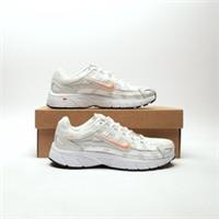 NIKE P-6000 Junior White SIZE 4.5 Trainers