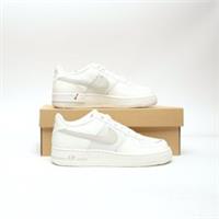 NIKE Air Force 1 Embroidered Swoosh Junior White SIZE 5 Trainers