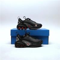 NIKE Air Max Dn Children's Black SIZE 9.5 Trainers