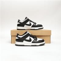 NIKE Dunk Low Children's White/Black SIZE 2 Trainers