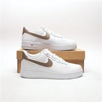 NIKE Air Force 1 '07 Women's White SIZE 7.5 Trainers