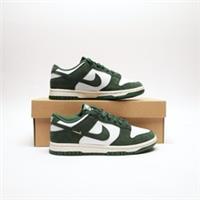 NIKE Dunk Low Women's Green/White SIZE 3.5 Trainers