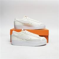 NIKE Blazer Low Platform Women's Cream/White SIZE 4 Trainers