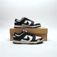 NIKE Dunk Low Women's White/Black SIZE 3.5 Trainers
