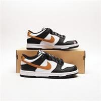 NIKE Dunk Low Junior White/Black SIZE 5.5 Trainers