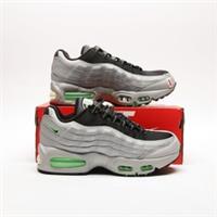NIKE Air Max 95 Junior Grey SIZE 6 Trainers