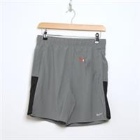 NIKE Challenger Shorts Junior Grey SIZE 12-13YRS