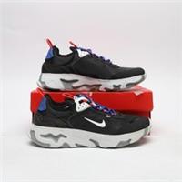 NIKE React Live Junior Black SIZE 5 Trainers