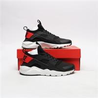 NIKE Air Huarache Junior Black/Red SIZE 3.5 Trainers