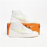 NIKE Blazer Mid '77 Women's White/Green SIZE 4 Trainers