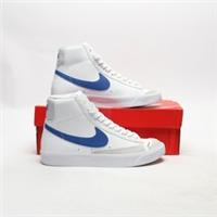 NIKE Blazer Mid '77 Junior White SIZE 5.5 Trainers