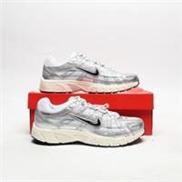 NIKE P-6000 Men's White/Grey SIZE 7.5 Trainers