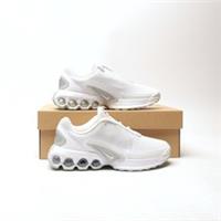 NIKE Air Max Dn Junior White SIZE 4 Trainers