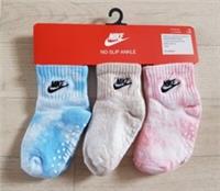 3 x NIKE SOCKS age 2 - 3 - 4 years TIE DYE blue ANKLE pink NO SLIP beige TODDLER