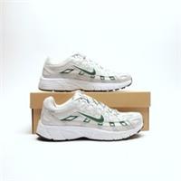 NIKE P-6000 Junior Grey SIZE 6 Trainers