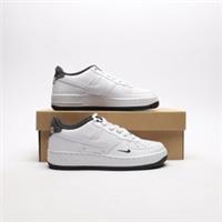 NIKE Air Force 1 LV8 Junior White SIZE 4 Trainers