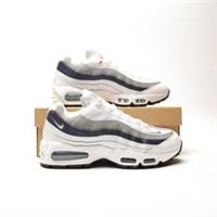 NIKE Air Max 95 Men's White SIZE 8 Trainers