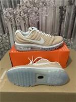 nike air max 2017 size uk7.5 eu42 us10 (849560-200)