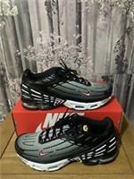 NIKE AIR MAX PLUS 3 BLACK SUNSET PULSE MENS UK 9.5 EUR 44.5 US 10.5 HF3838-001