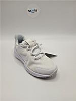 Nike Star Runner Kids Size 10 UK Brand New