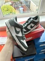Nike Dunk Low GS White Vintage Green Size UK 5 .5- Brand New £