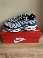 NIKE AIR MAX PLUS TN GS THUNDER BLUE, UK 5, CD0609-409, NEW.