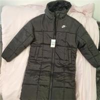 Nike Sportswear Classic Puffer Women's Therma-FIT Loose Hooded Parka FB7675-010 - M Regular