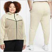Nike Tech Fleece Women's Plus Size Full Tracksuit Size 1X - 1X Plus