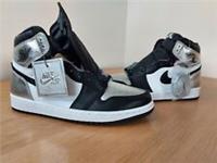 Nike Air Jordan 1 Retro High Silver Toe Bnib Mens Basketball Shoes Trainers UK 8