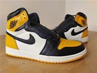 Nike Air Jordan 1 Retro High OG Taxi Yellow Toe Mens BasketballTrainers UK 10.5