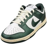 Nike Dunk Low Womens Fashion Trainers in White Green