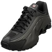 Nike Shox R4 Mens Fashion Trainers in Black