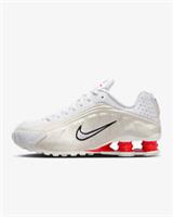 Nike Shox R4 Women's Shoes Trainers in White/Phantom/Picante Red
