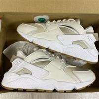 Nike Air Huarache Trainers Phantom Fossil Gum Size UK5.5 US8 DH4439-003 ??